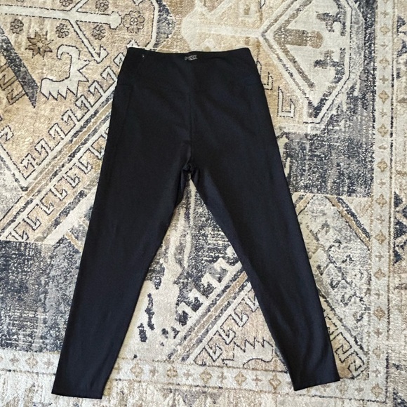 Women’s Active leggings - Picture 2 of 4